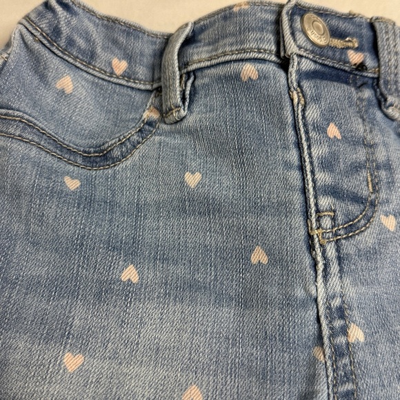 OshKosh B'gosh - Blue Jeans with Heart Pattern - Picture 2 of 3